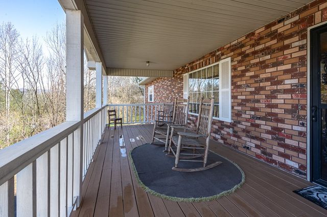 101 Dillard Street, Murphy, NC 28906