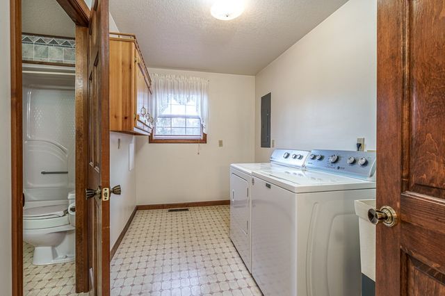 101 Dillard Street, Murphy, NC 28906
