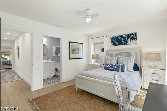 1060 6th ST S 1060, Naples, FL 34102