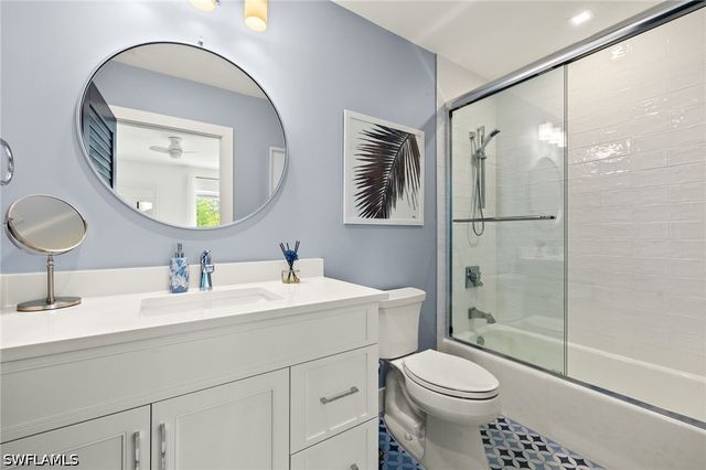 1060 6th ST S 1060, Naples, FL 34102