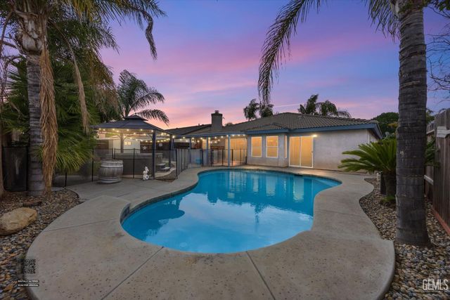 3915 Pescara Street, Bakersfield, CA 93308