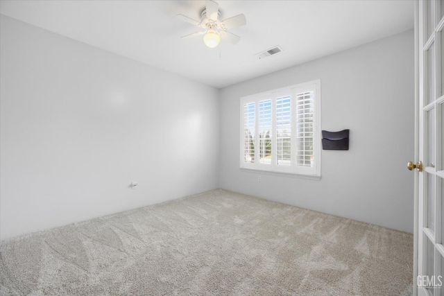 3915 Pescara Street, Bakersfield, CA 93308