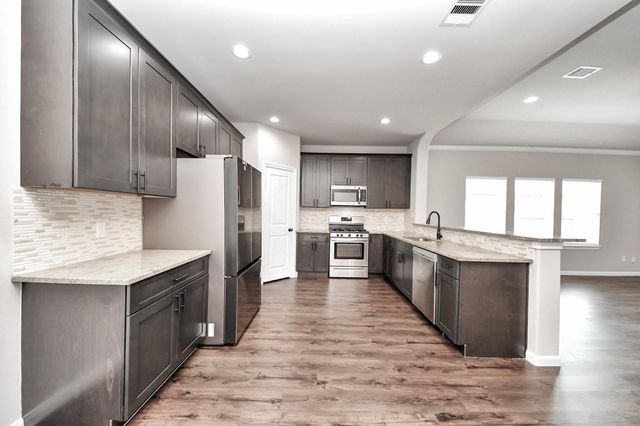 314 Carlos Leal Drive, Dayton, TX 77535