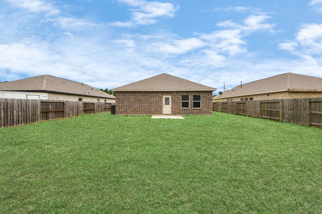 314 Carlos Leal Drive, Dayton, TX 77535