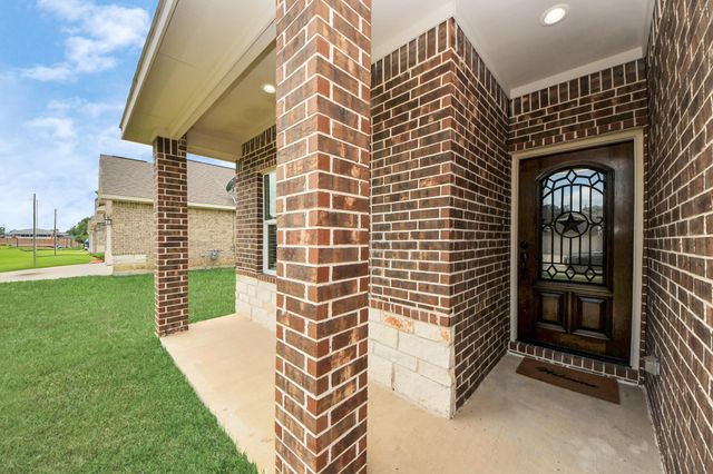 314 Carlos Leal Drive, Dayton, TX 77535