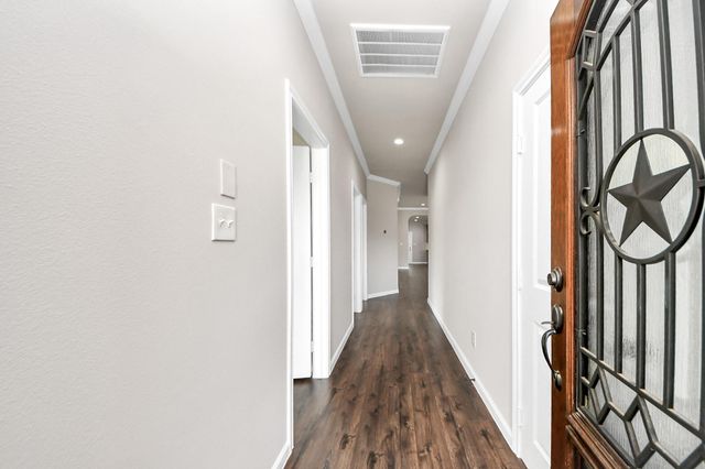 314 Carlos Leal Drive, Dayton, TX 77535