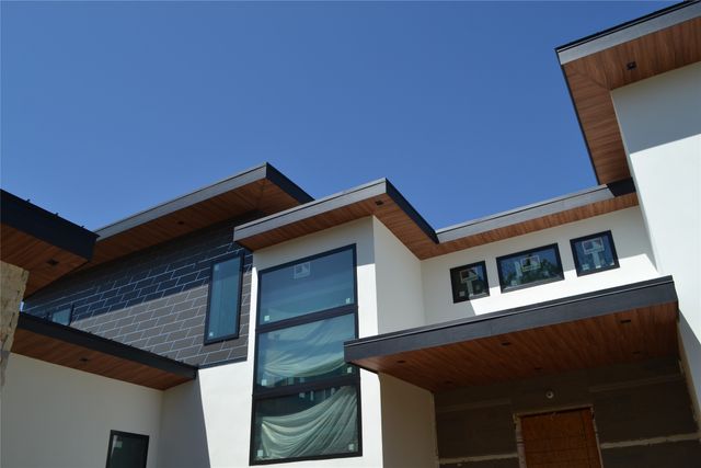 9003 King Air Drive, Granbury, TX 76049