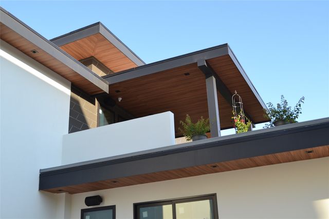 9003 King Air Drive, Granbury, TX 76049