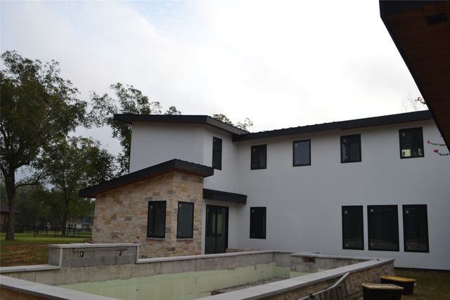 9003 King Air Drive, Granbury, TX 76049