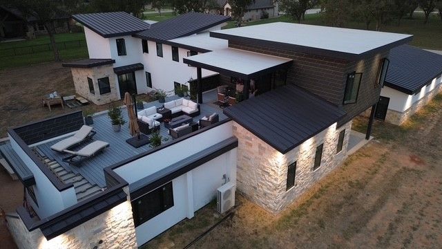 9003 King Air Drive, Granbury, TX 76049