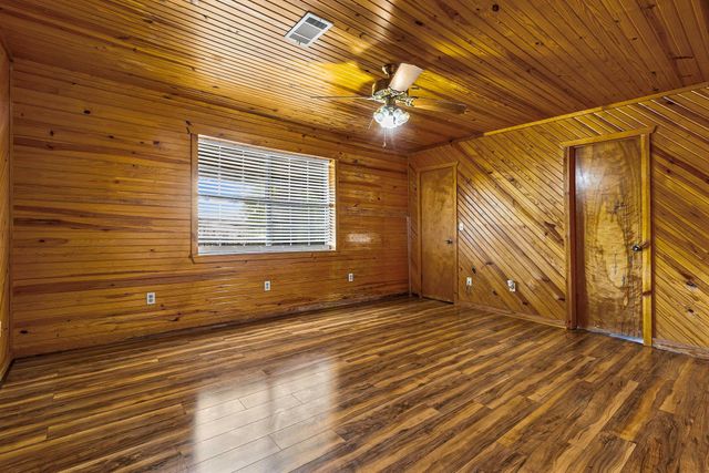 344 Birch Drive, Onalaska, TX 77360