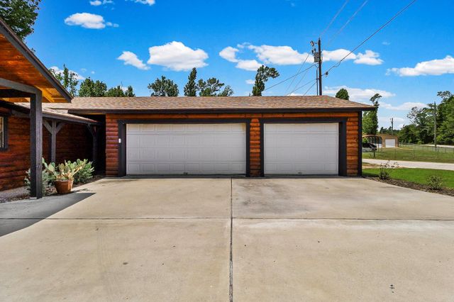 344 Birch Drive, Onalaska, TX 77360