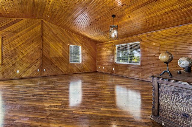 344 Birch Drive, Onalaska, TX 77360