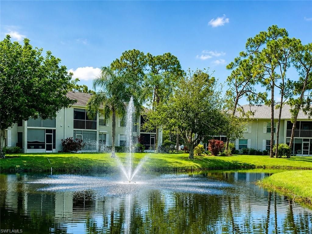 7074 Nantucket CIR 5, NORTH FORT MYERS, FL 33917 — photo 2