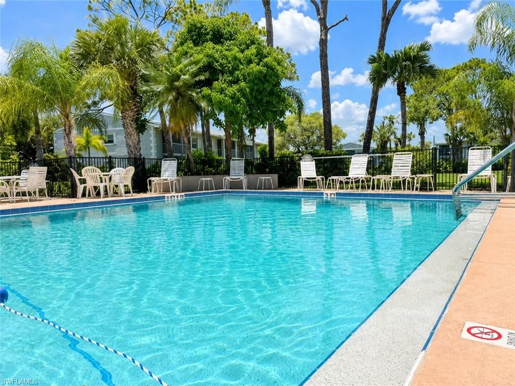 7074 Nantucket CIR 5, NORTH FORT MYERS, FL 33917 — photo 3