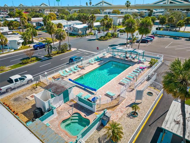 4851 W GANDY BOULEVARD B2L25, Tampa, FL 33611