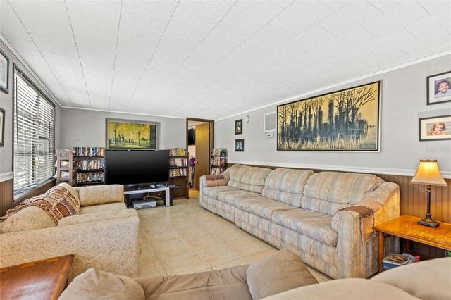 4851 W GANDY BOULEVARD B2L25, Tampa, FL 33611