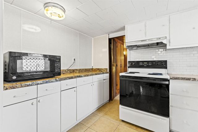 4851 W GANDY BOULEVARD B2L25, Tampa, FL 33611