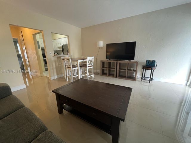 600 Layne Blvd 210, Hallandale Beach, FL 33009