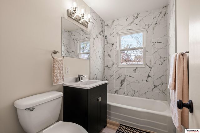 4320 W Street, Lincoln, NE 68503