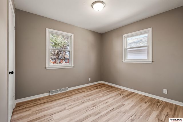 4320 W Street, Lincoln, NE 68503