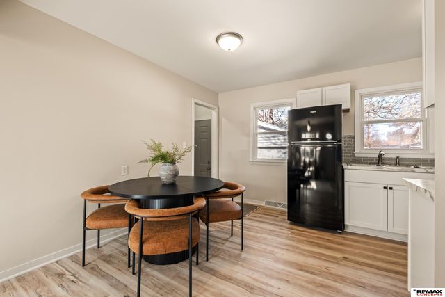 4320 W Street, Lincoln, NE 68503