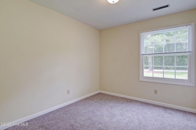 4010 Lake Avenue, Wilmington, NC 28403