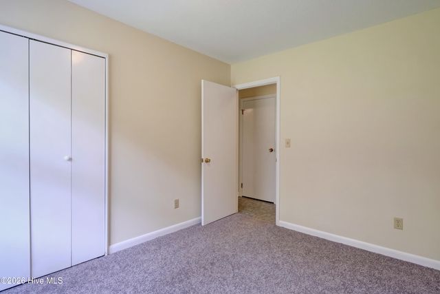 4010 Lake Avenue, Wilmington, NC 28403