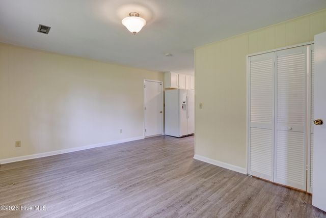 4010 Lake Avenue, Wilmington, NC 28403