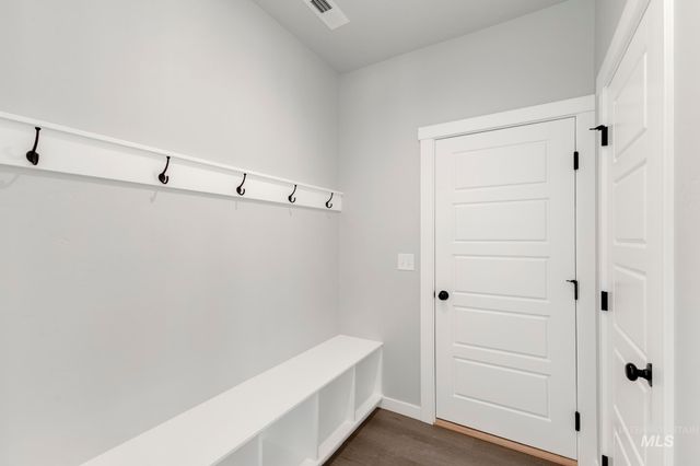 5503 W Yarnell St, Eagle, ID 83669