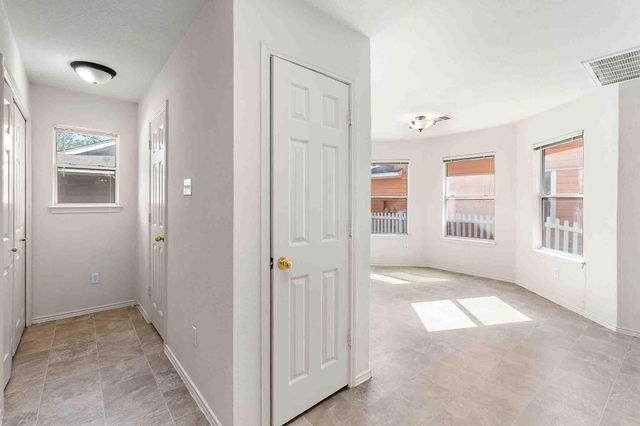 280 Strawn, Kyle, TX 78640