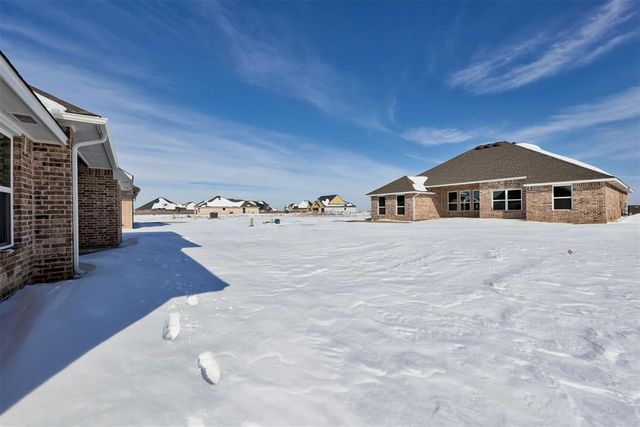 1210 Tawny Hills Road, Piedmont, OK 73078