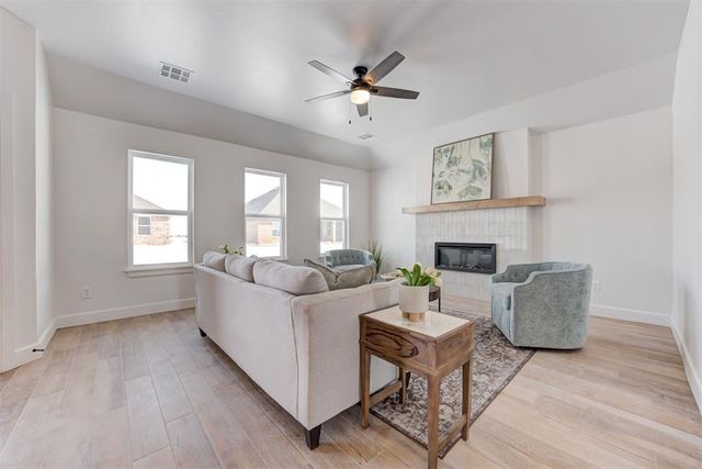 1210 Tawny Hills Road, Piedmont, OK 73078