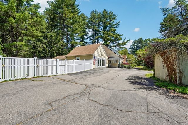 1250 Pulaski Blvd, Bellingham, MA 02019