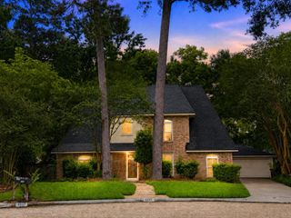 4022 Valley Haven Drive, Kingwood, TX 77339