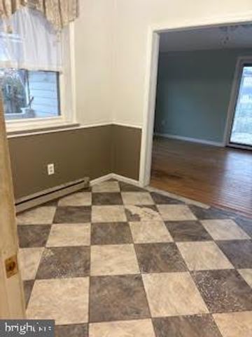 205 PARKRIDGE DR, Perkasie, PA 18944