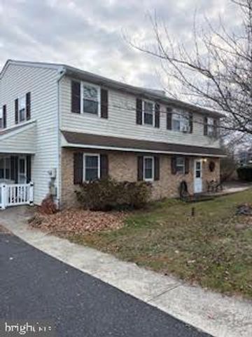 205 PARKRIDGE DR, Perkasie, PA 18944