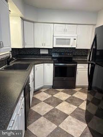 205 PARKRIDGE DR, Perkasie, PA 18944