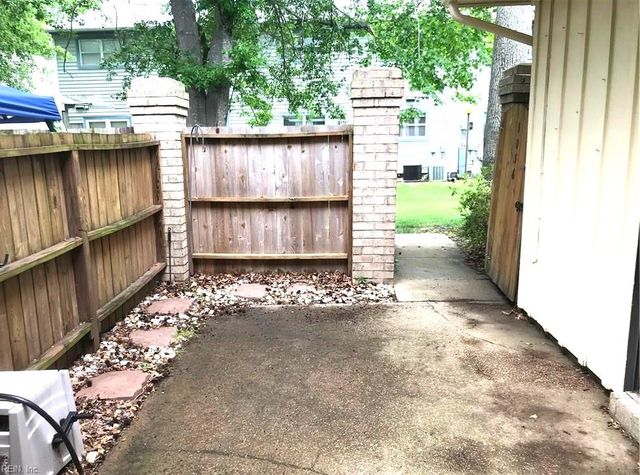 1036 Lands End WAY, Virginia Beach, VA 23451