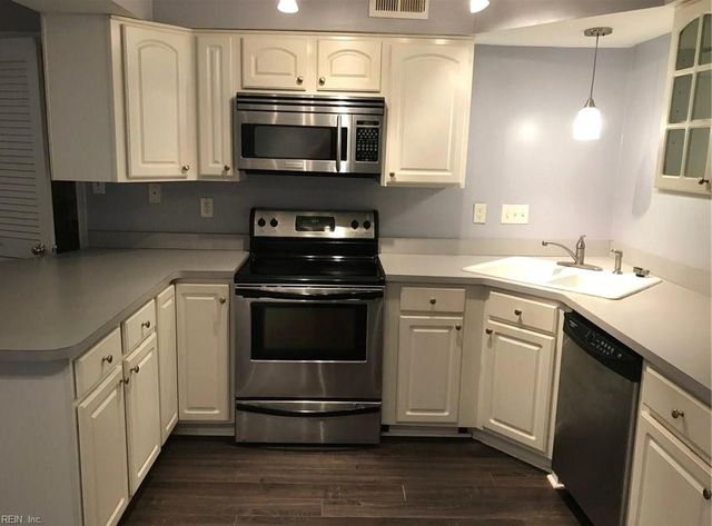 1036 Lands End WAY, Virginia Beach, VA 23451