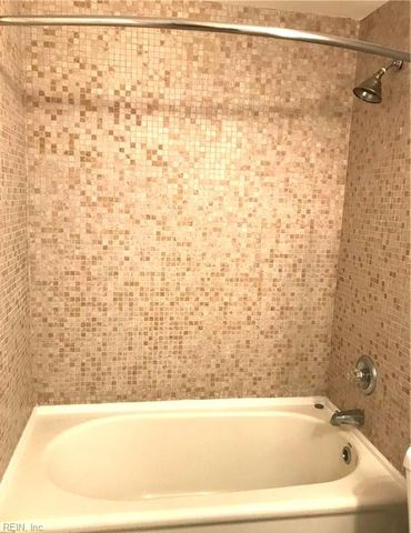 1036 Lands End WAY, Virginia Beach, VA 23451