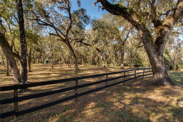 63 LAKE WOOD CIRCLE, Ocala, FL 34482