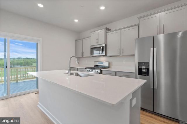 7518 DAYBREAK DR, Brandywine, MD 20613