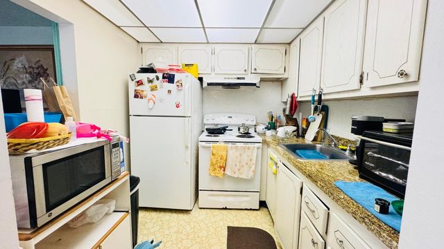 164 Kent J, West Palm Beach, FL 33417