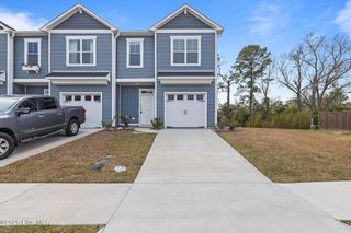 97 Aspen Road, Hampstead, NC 28443