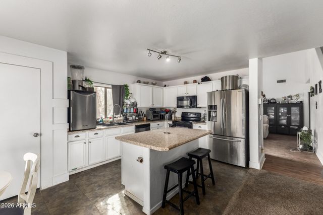 1872 E KACHINA Drive, Casa Grande, AZ 85122