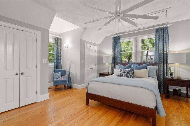 165 Park Avenue 165, Arlington, MA 02476