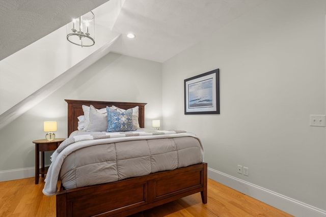 165 Park Avenue 165, Arlington, MA 02476