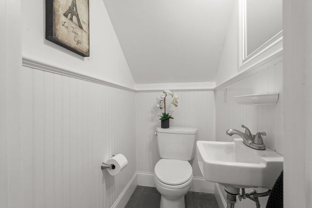 165 Park Avenue 165, Arlington, MA 02476
