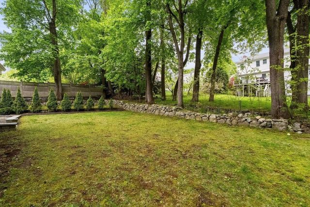 165 Park Avenue 165, Arlington, MA 02476